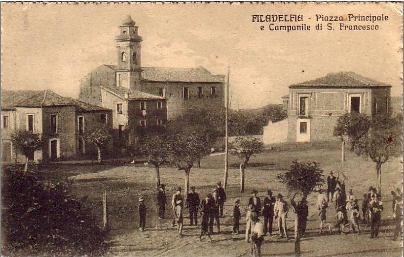 Foto Piazza Serrao risalente al 1927